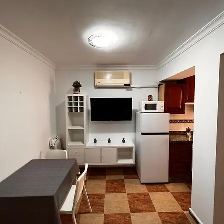 Flat To Rent Near To The Фуэнхирола